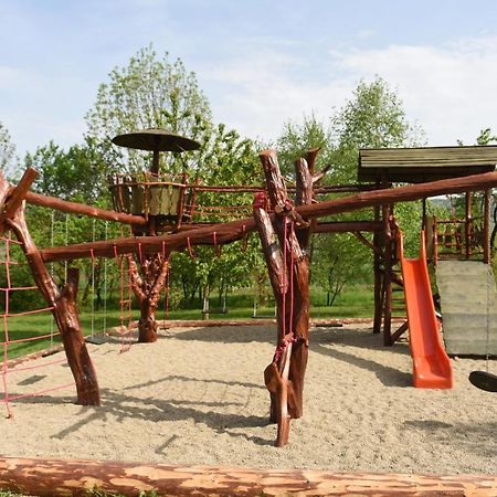 Отель Conacul Secuiesc-Szekelyko Kuria Coltesti Экстерьер фото